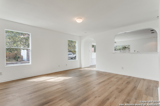 Image 7 of 25 For 4619 Ida Spring