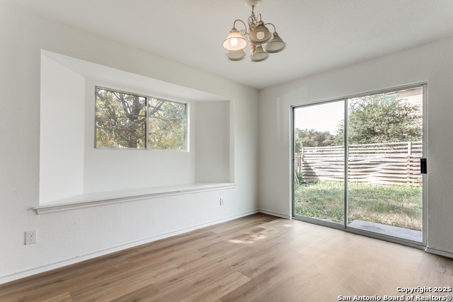 Image 8 of 25 For 4619 Ida Spring