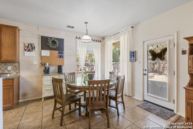 Image 18 of 37 For 129 Kipper  