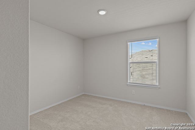 Image 2 of 29 For 5136 Bay Breeze