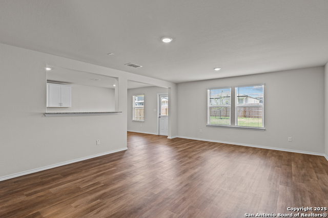 Image 9 of 29 For 5136 Bay Breeze
