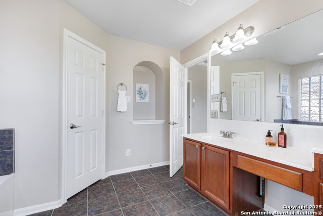 Image 23 of 35 For 21838 Thunder Basin