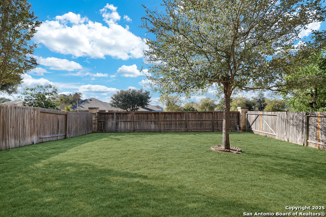 Image 33 of 35 For 21838 Thunder Basin