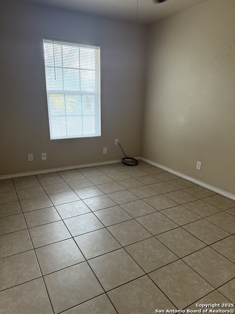 Listing photo id 8 for 3730 La Sabre Dr.