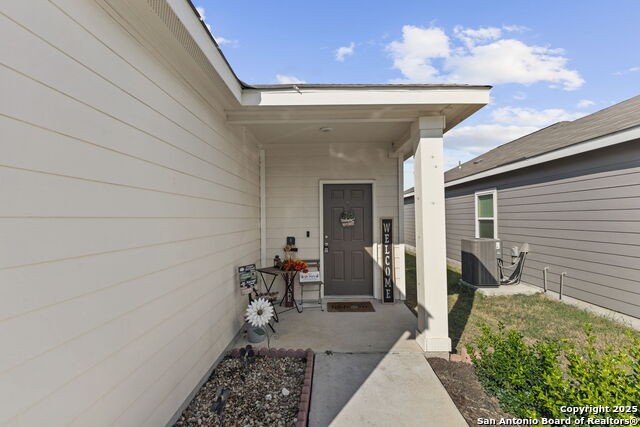 Listing photo id 0 for 14359 Elkhorn