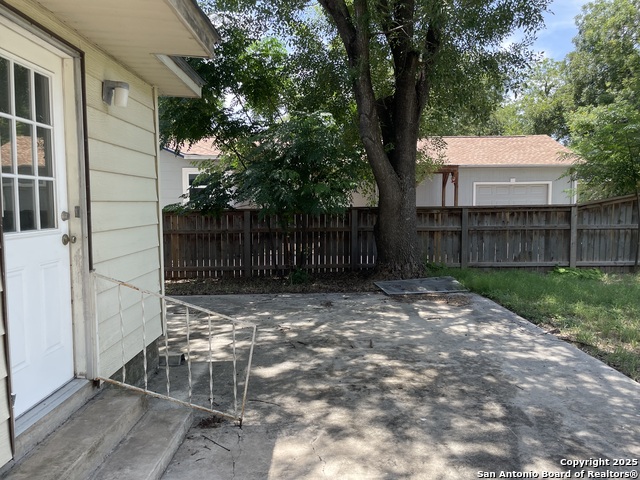 Image 15 of 26 For 750 Roosevelt St