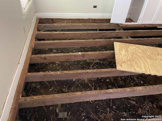 Image 23 of 26 For 750 Roosevelt St