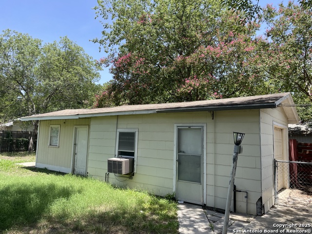 Image 4 of 26 For 750 Roosevelt St