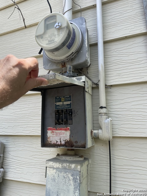 Image 7 of 26 For 750 Roosevelt St