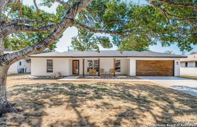Details for 129 Creekside, Boerne, TX 78006