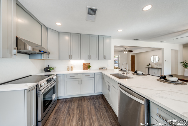 Image 15 of 28 For 129 Creekside