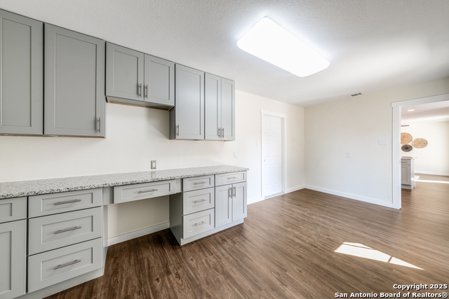 Image 18 of 28 For 129 Creekside