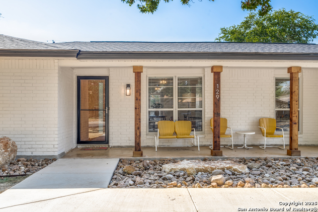 Image 3 of 28 For 129 Creekside