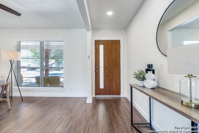 Image 4 of 28 For 129 Creekside