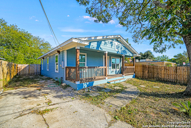 Image 2 of 16 For 510 Sw 42nd St