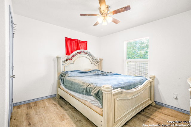 Image 9 of 16 For 510 Sw 42nd St