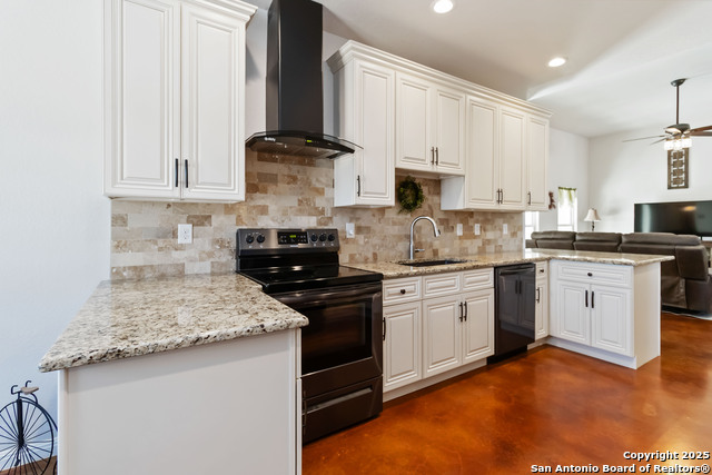 Image 12 of 45 For 342 Woodview Cir