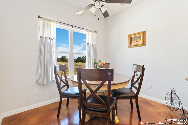 Image 16 of 45 For 342 Woodview Cir