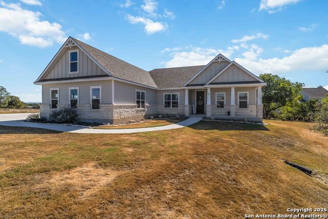 Image 4 of 45 For 342 Woodview Cir