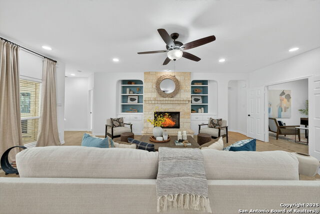 Listing photo id 10 for 26018 Hazy Hollow