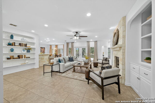 Listing photo id 13 for 26018 Hazy Hollow