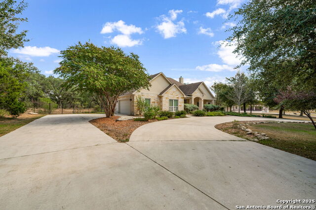 Listing photo id 0 for 26018 Hazy Hollow