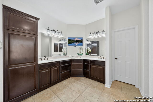 Listing photo id 24 for 26018 Hazy Hollow