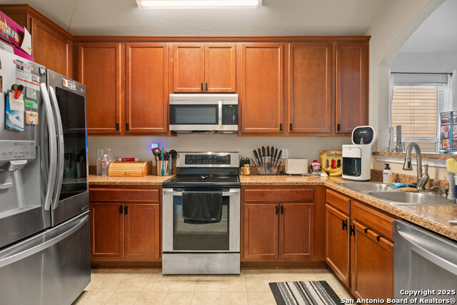 Image 14 of 25 For 9419 Copper Mist