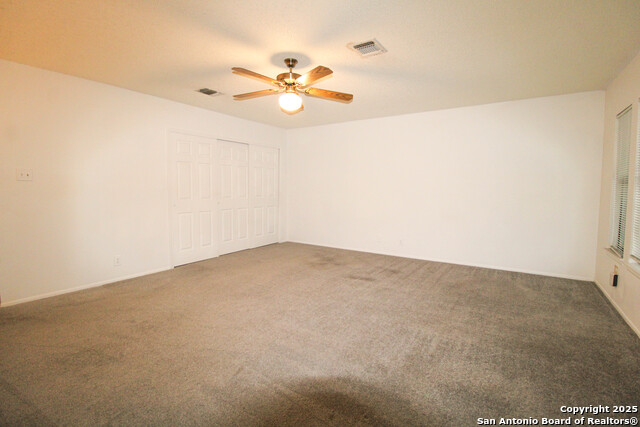Image 39 of 48 For 14018 Hills Village N