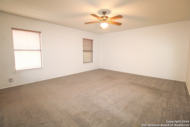 Image 44 of 48 For 14018 Hills Village N