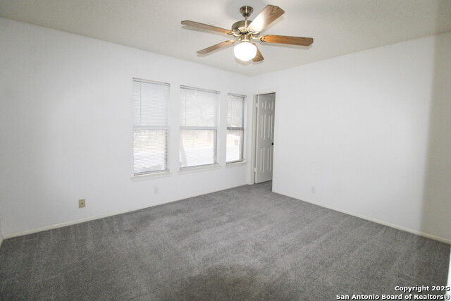 Image 46 of 48 For 14018 Hills Village N