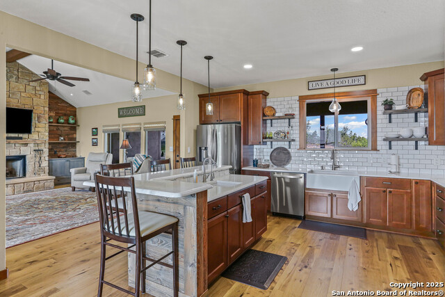 Image 12 of 43 For 101 Stallion Estates Dr N