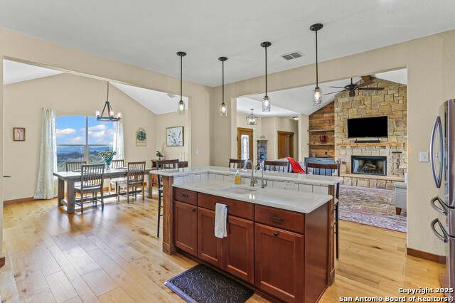 Image 13 of 43 For 101 Stallion Estates Dr N