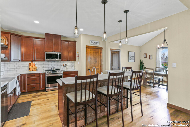 Image 14 of 43 For 101 Stallion Estates Dr N