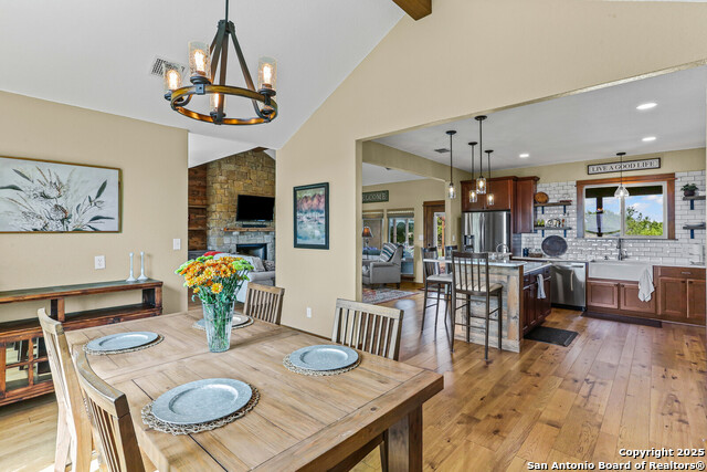 Image 17 of 43 For 101 Stallion Estates Dr N