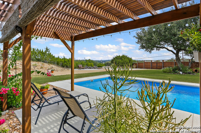 Image 34 of 43 For 101 Stallion Estates Dr N