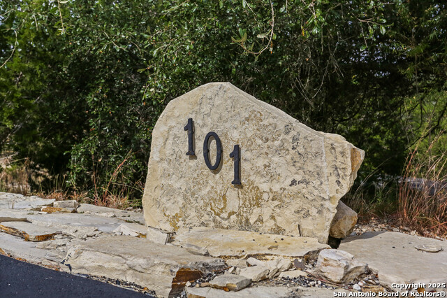 Image 43 of 43 For 101 Stallion Estates Dr N