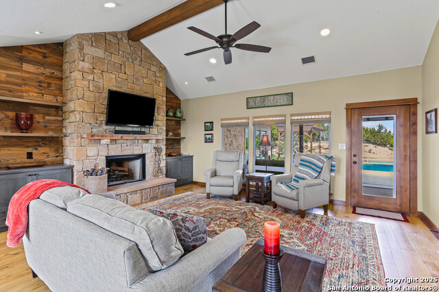 Image 8 of 43 For 101 Stallion Estates Dr N