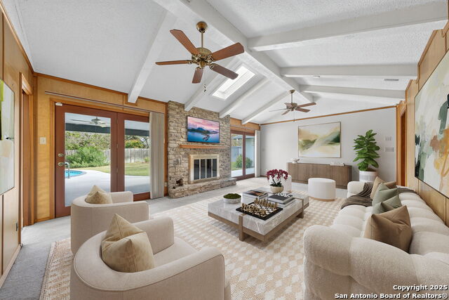 Listing photo id 8 for 109 Cueva  