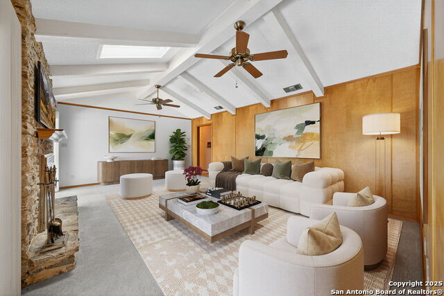 Listing photo id 9 for 109 Cueva  