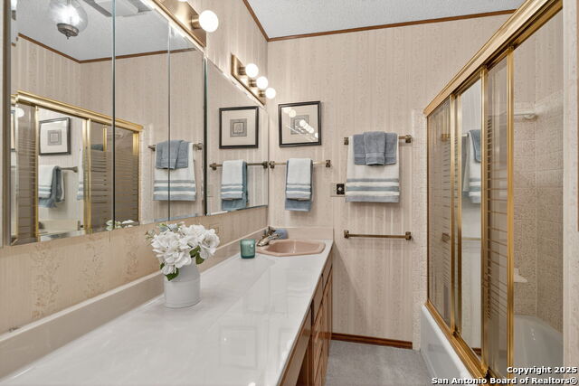 Listing photo id 27 for 109 Cueva  