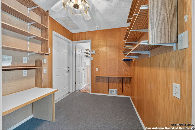 Listing photo id 29 for 109 Cueva  