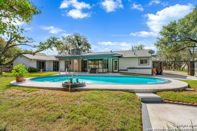 Listing photo id 33 for 109 Cueva  