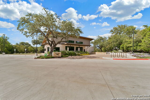 Listing photo id 46 for 109 Cueva  