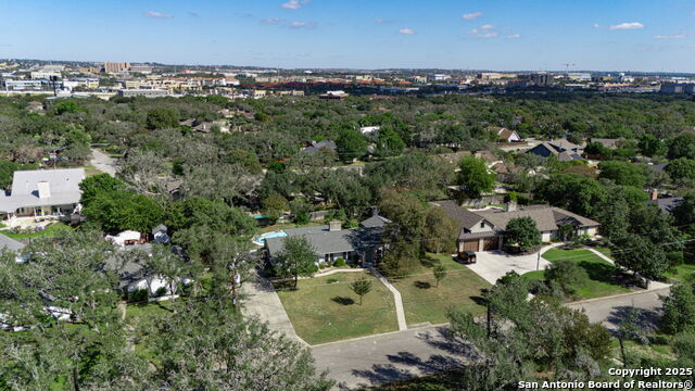 Listing photo id 3 for 109 Cueva  