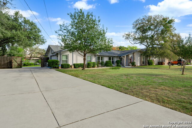 Listing photo id 4 for 109 Cueva  