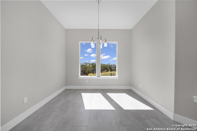 Listing photo id 15 for 106 County Road 2730