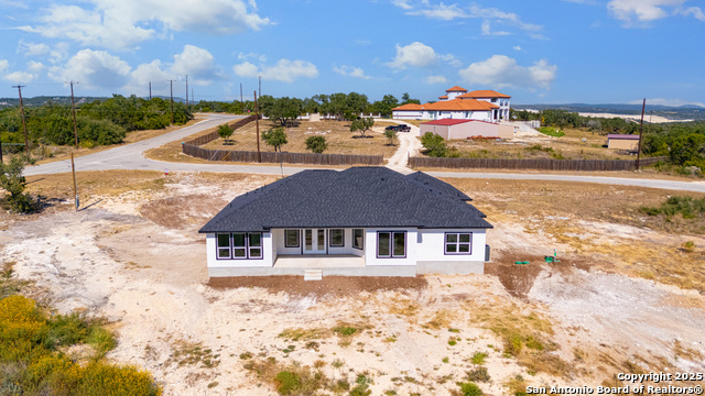 Listing photo id 32 for 106 County Road 2730