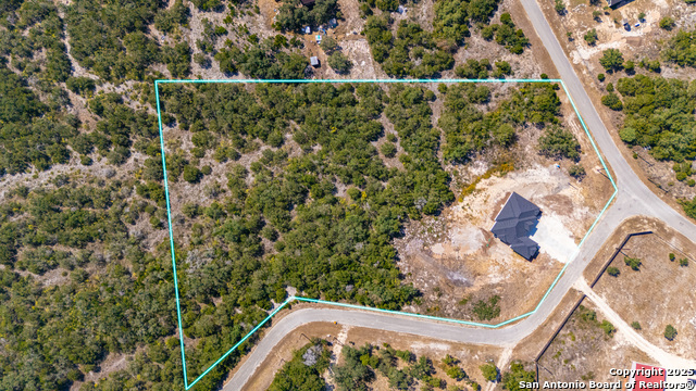 Listing photo id 36 for 106 County Road 2730