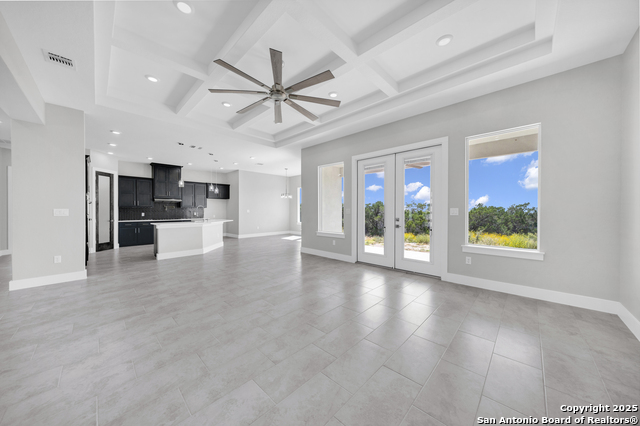 Listing photo id 6 for 106 County Road 2730